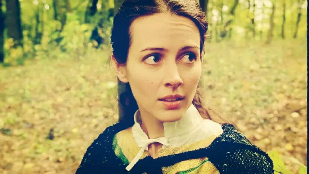  p>艾米·阿克(amy acker),1976年12月5日出生于美国德州达拉斯,美国