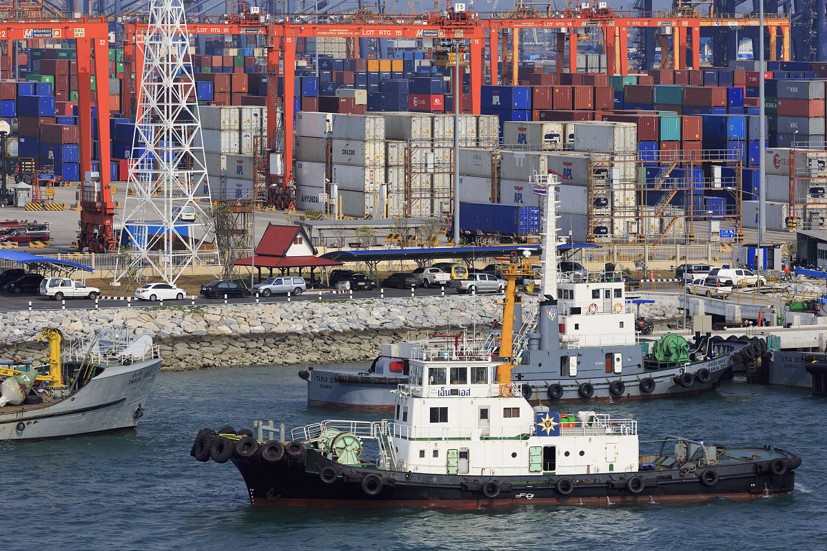  p>林查班港位于该国中部 a href="#" data-lemmaid="15582223">曼谷