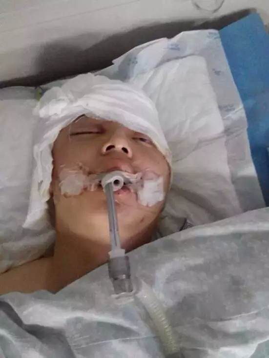 2·8长沙大学生被公职人员打死事件