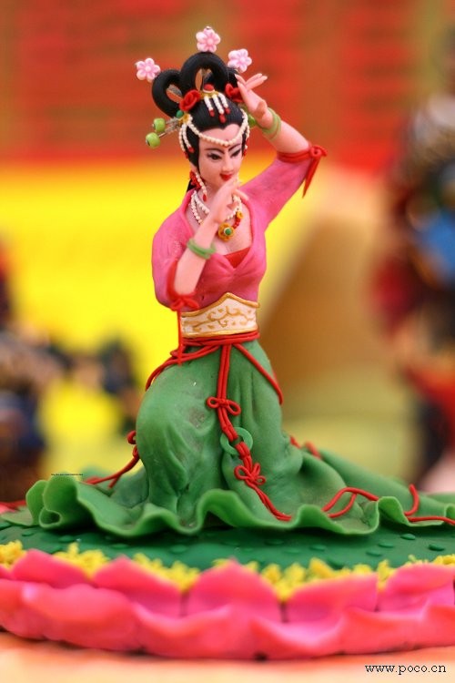  p>平阳面塑,俗称花馍,是平阳一种纯朴的传统民间美术形式.