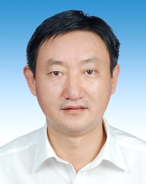 男,汉族,怀宁人,大学学历,中共党员,现任怀宁县人大常委会党组副书记