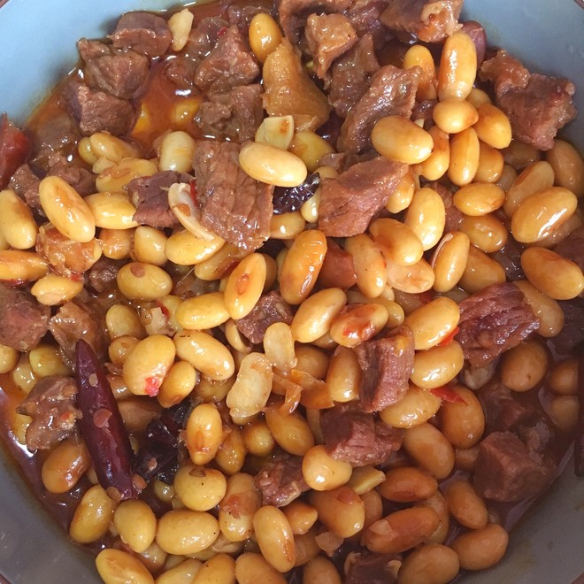 黄豆焖牛肉