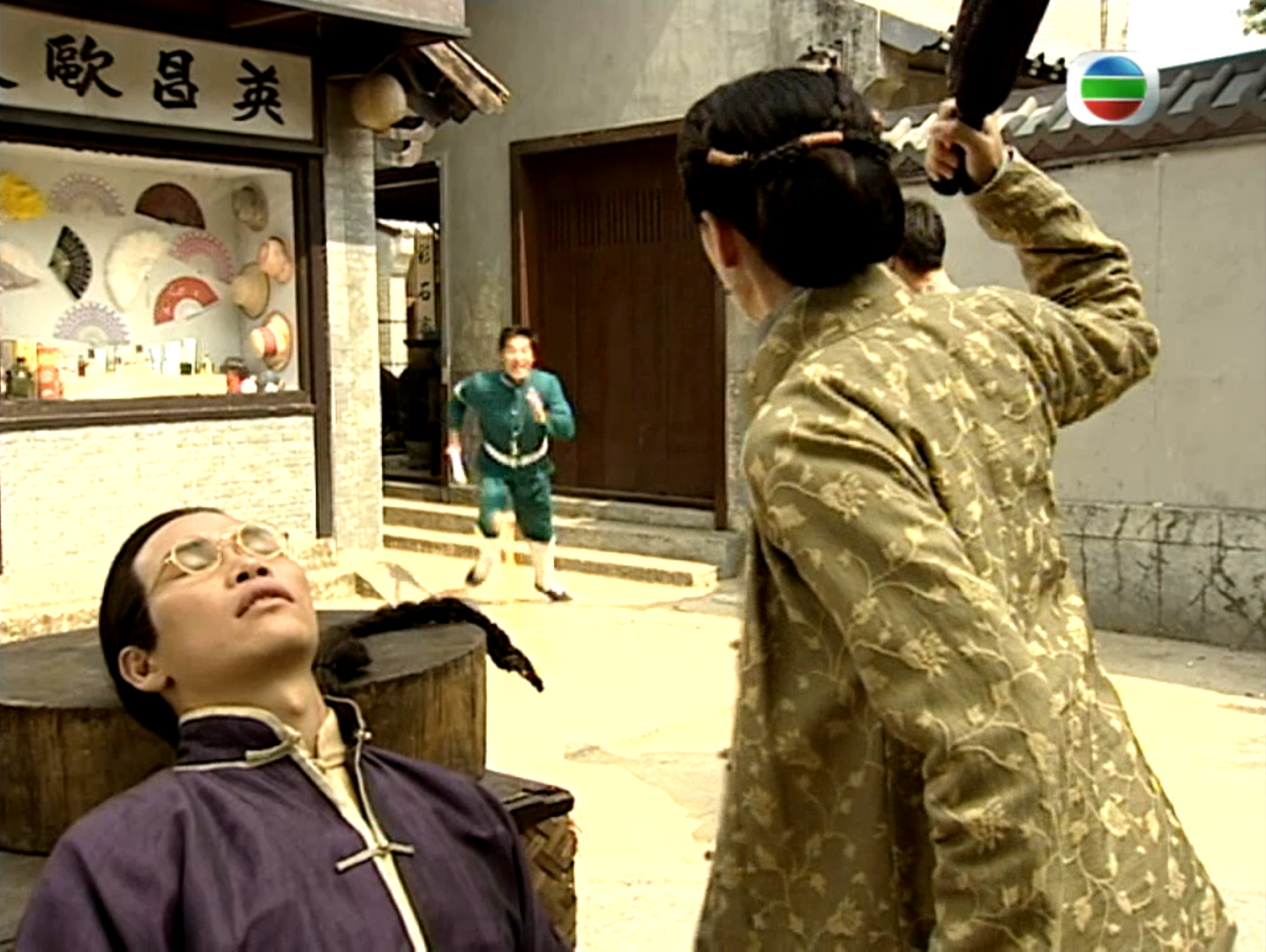 《骑呢大状》是2002年 a target="_blank" href="/item/香港无线电视