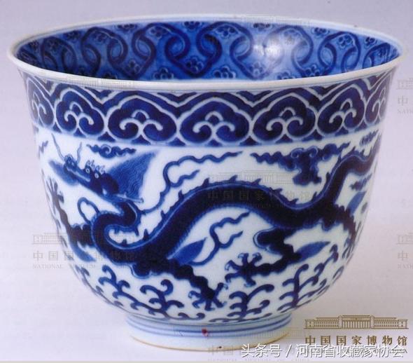 国家博物馆的青花精品瓷，个个媲美鬼谷下山，收藏青花瓷必备_