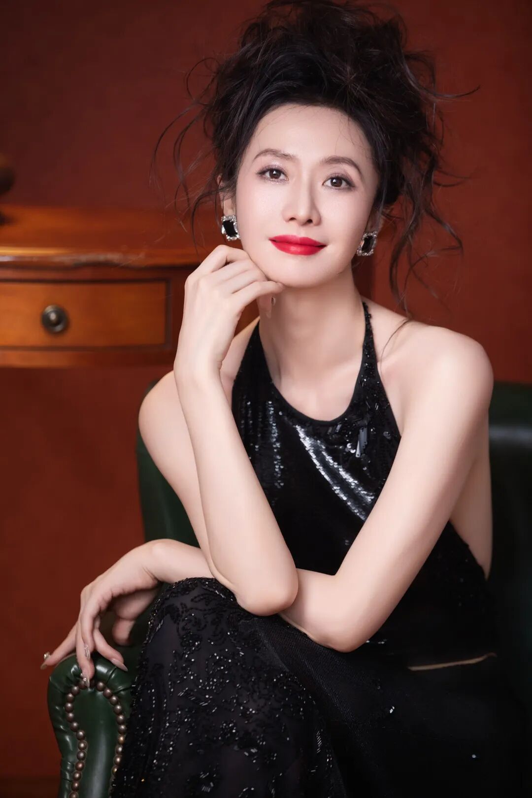 《家业》杨斯：田绛月被仇恨吞噬悲情寡妇！激励杨紫成长_百科TA说