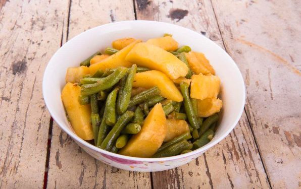 扁豆炖土豆