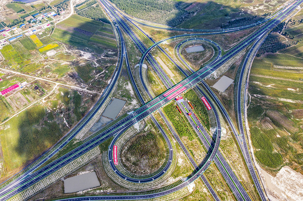 高速公路 i>(shuangliao╟nenjiang expressway) /i>,简称"双嫩高速"