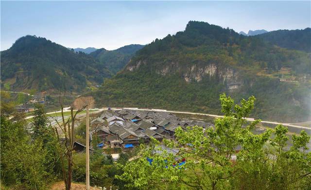  p data-id="gnas4n643c">飞山寨,又名胜山寨,位于靖州苗族侗族自治县