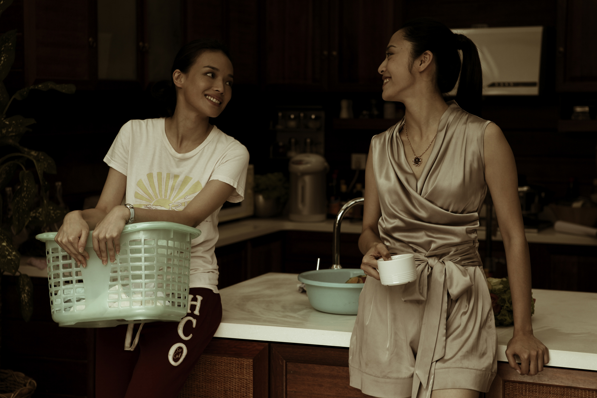  p>《非诚勿扰2》是华谊兄弟传媒有限公司出品的爱情喜剧电影,为电影