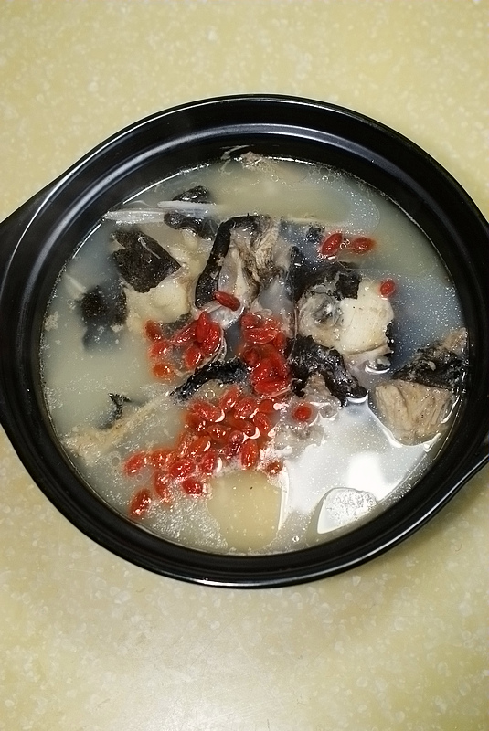 鹿茸枸杞团鱼汤