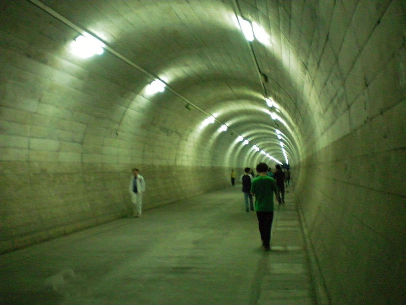 地大隧道