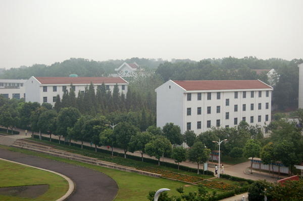 全椒县慈济中学