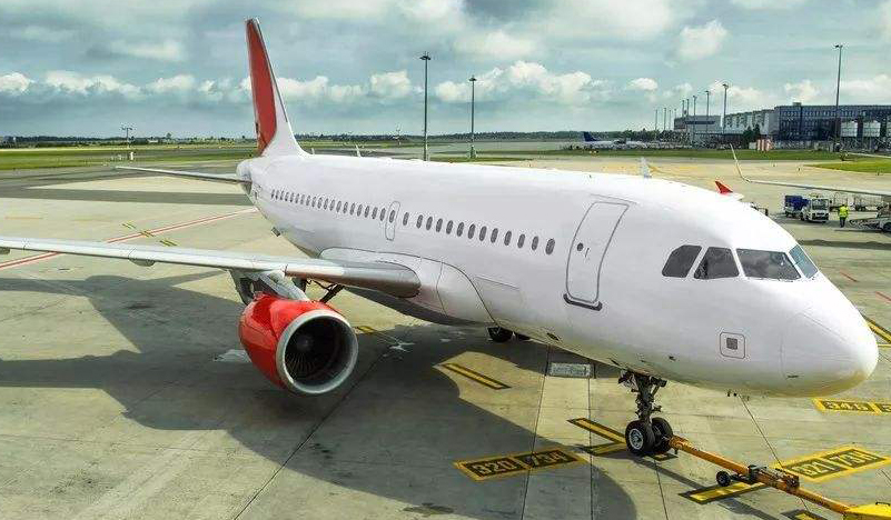 3vzj3irk">闽粤赣边界重要的枢纽城市之一的龙岩,冠豸山机场坐落于 a