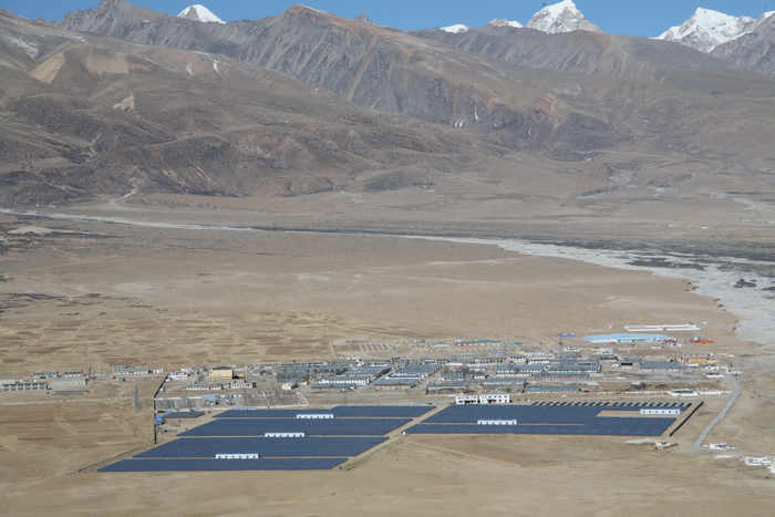 羊八井光伏电站