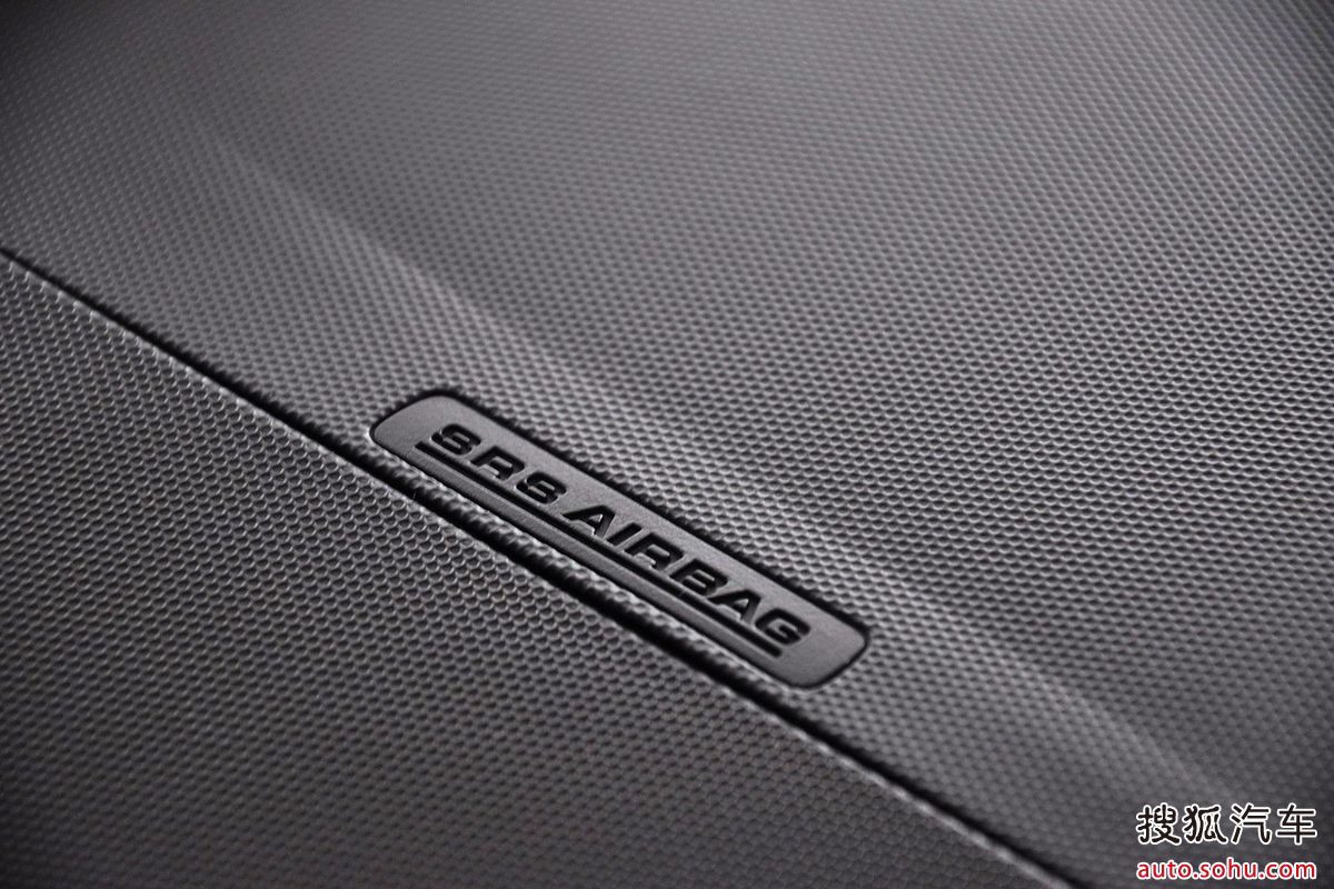  p>炫丽,英文名florid,是长城公司自主研发的五人座家庭轿车.