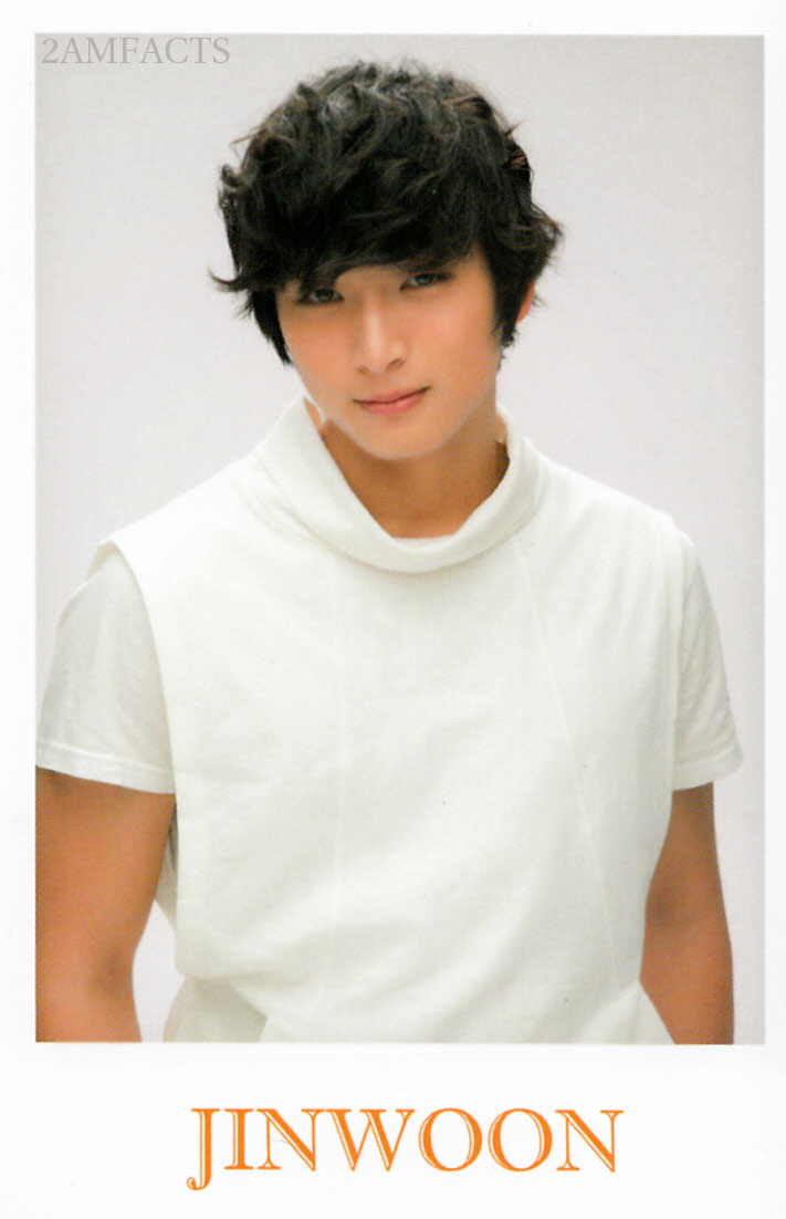  p data-id="gnrqvq0d2q">郑珍云(jeong jin