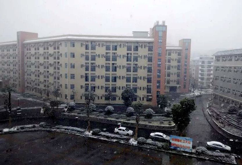 id="18067122">郧阳区一中 /a>,位于湖北省 a href="#">十堰市 /a> a