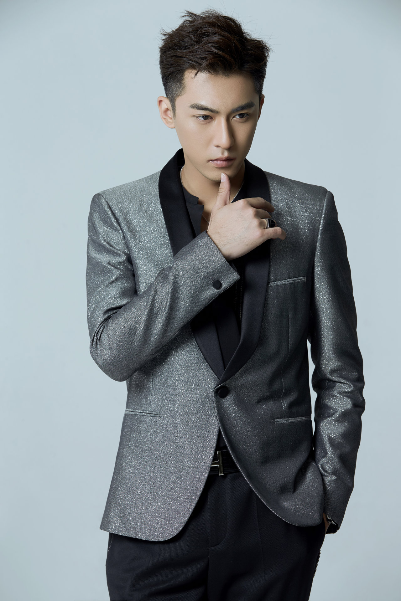  p>李柏谊,1992年9月12日出生于辽宁省大连市,中国内地男演员.