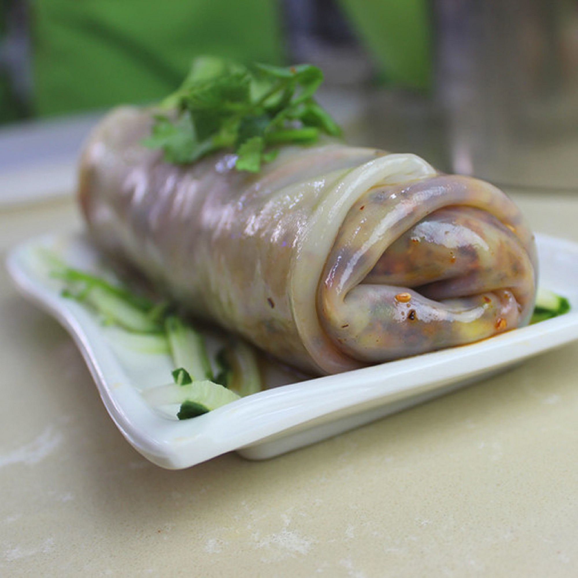  p data-id="gnyx682bux">濮阳裹凉皮(也叫河南卷 a target="_blank"