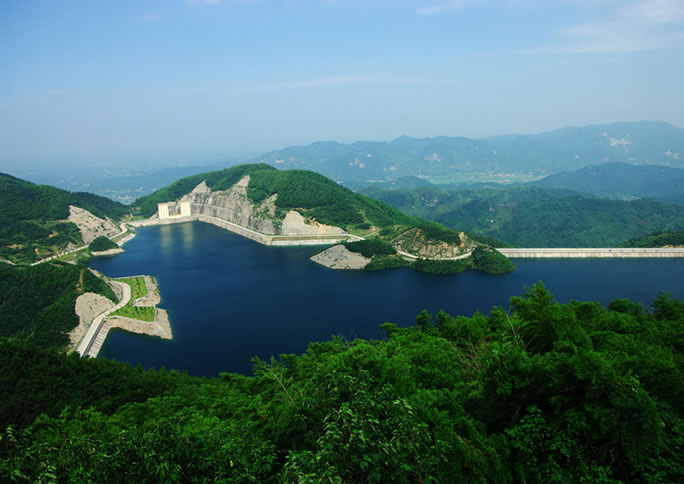  p>长沙黑麋峰国家森林公园位于长沙市正北,望城区东北部的桥驿镇境内
