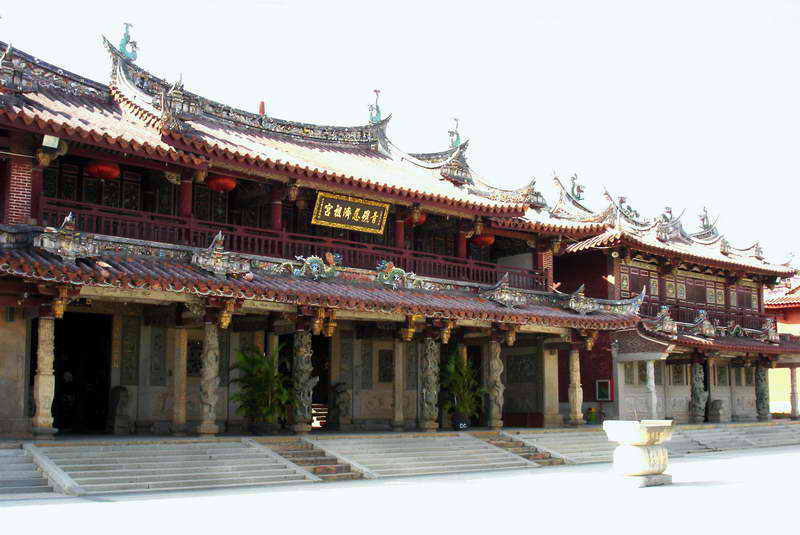  p>白礁慈济宫又称慈济祖宫,闽南故宫,位于 a target="_blank" href="