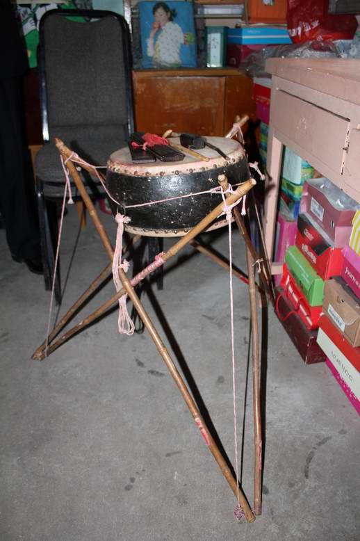  p>庐州大鼓是一种流行于淮北,长江两岸和江淮之间广大乡村和城镇的