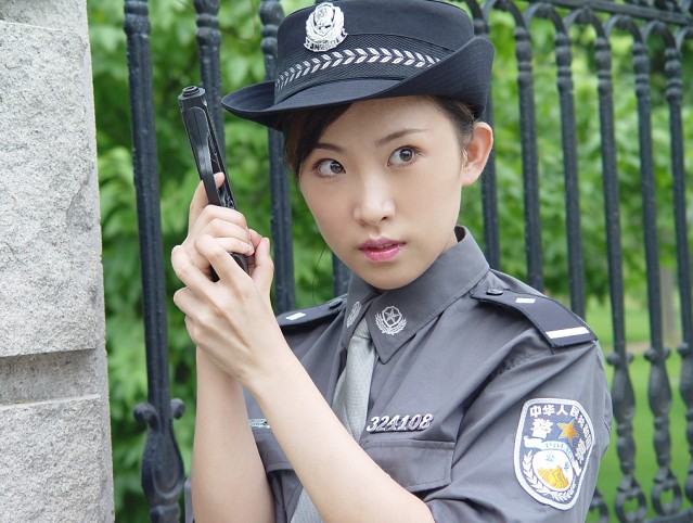 id="gnx55ye2vt">时嘉(又名时佳),出生于山西太原,中国内地女演员