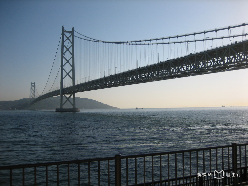  p>明石海峡大桥(akashi kaikyo bridge)是日本兵库县境内连接 a href