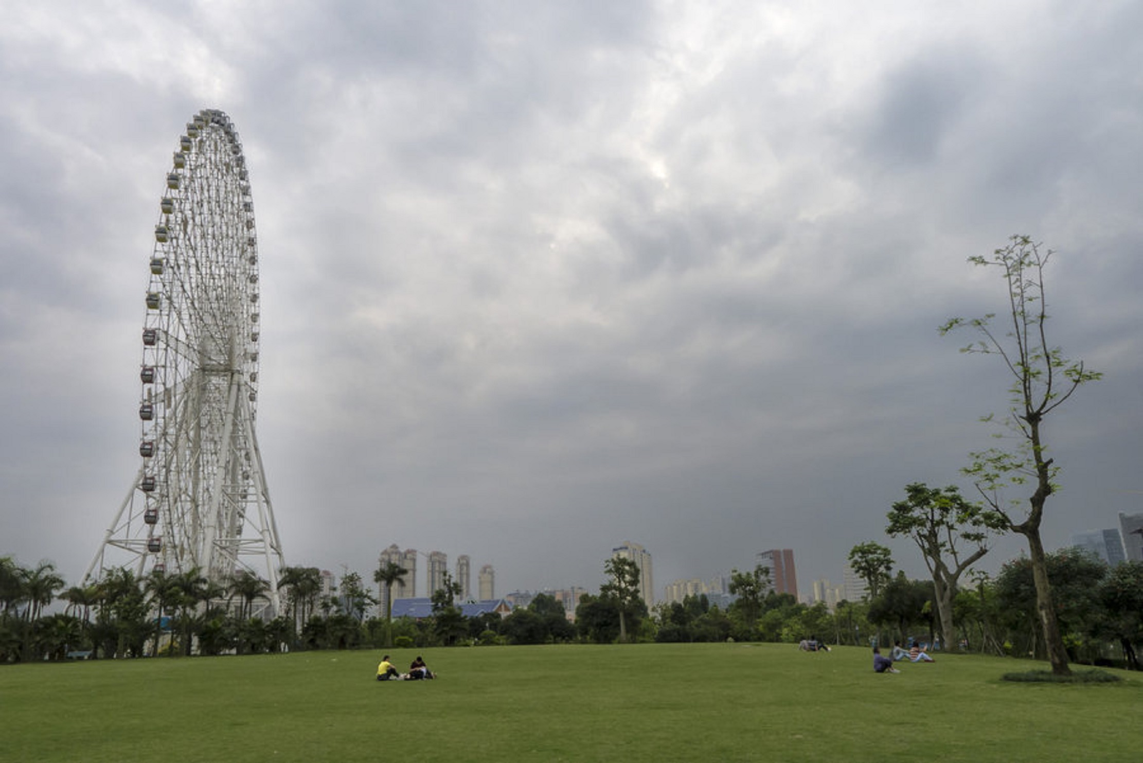  p>南宁凤岭儿童公园是重金打造广西最大的陆地和水上的综合性休闲