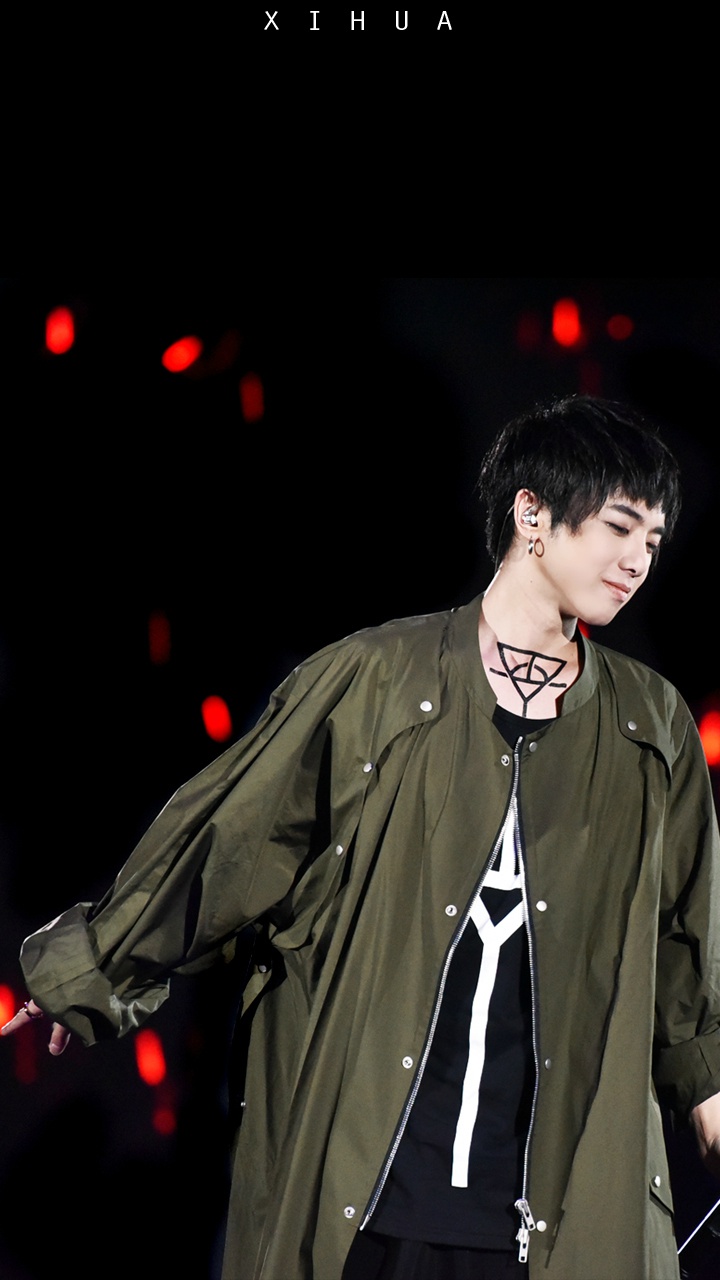  p>华晨宇,1990年2月7日生于湖北省十堰市,中国内地流行乐男歌手,作曲