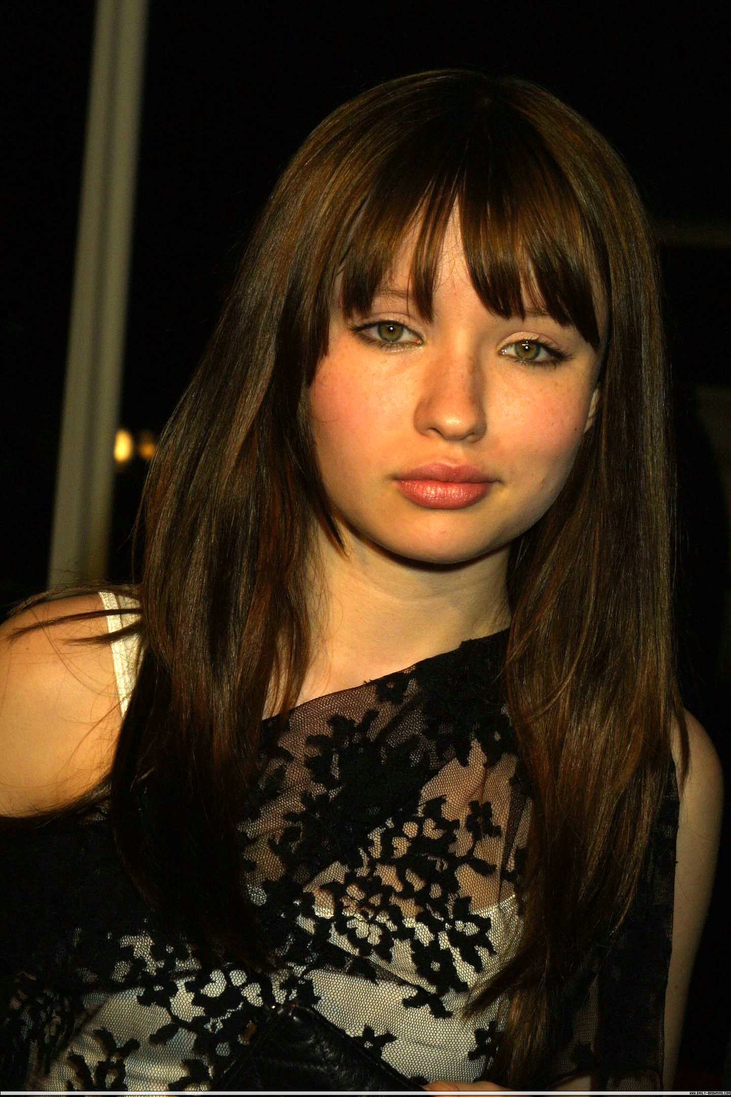  p>艾米丽·布朗宁(emily browning),1988年12月7日出生于澳大利亚