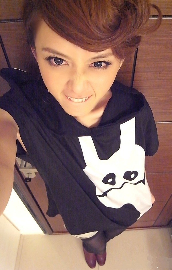  p>冯媛甄(abby amigo),1982年10月30日出生于台湾省嘉义市,中国台湾