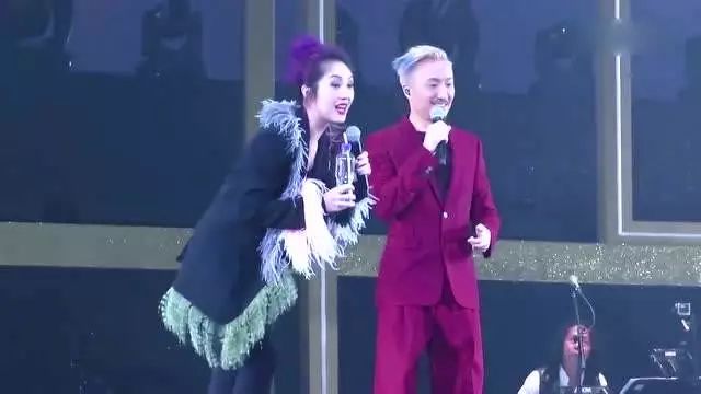 每个少女时代，都应该有一首杨千嬅_百科TA说