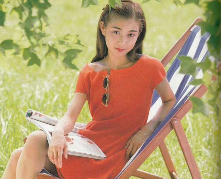  p>麻乃佳世(あさの かよ),1967年09月20日出生于日本东京都,前宝冢