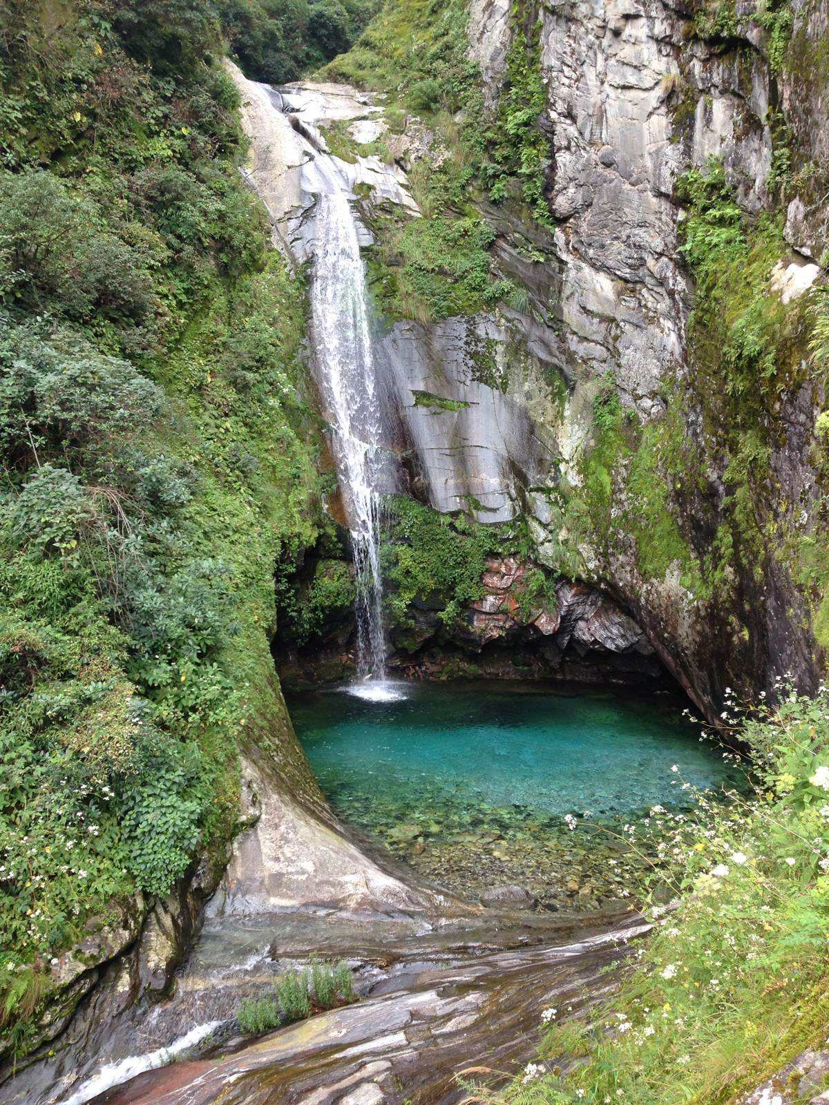  p data-id="gnfh4i1c2g">清碧溪是位于苍山圣应峰和 a target="