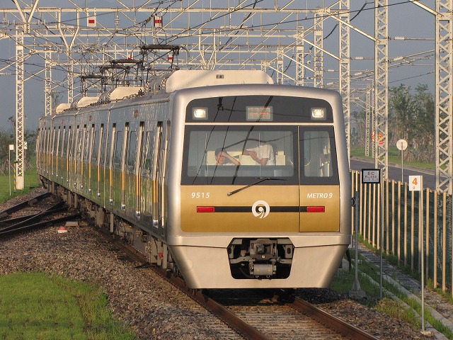  p>首尔地铁(               ,seoul metro)是指服务于韩国首尔及仁川