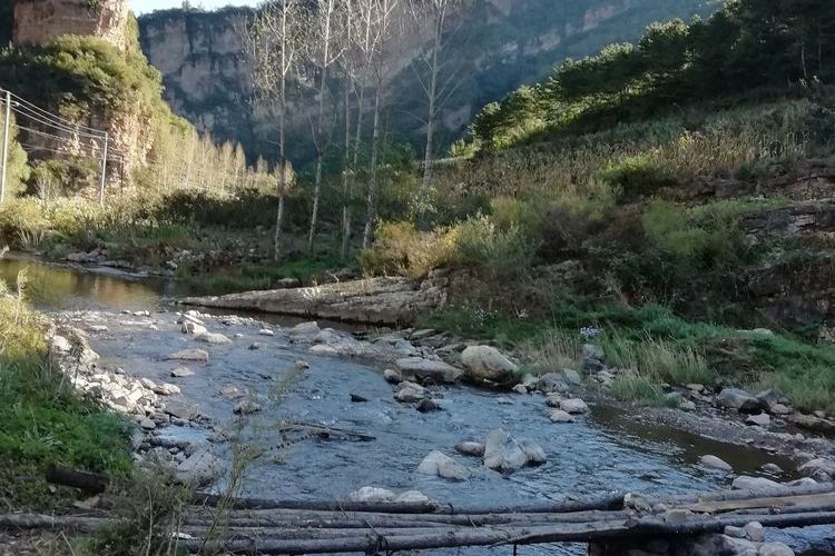  p>大水泉村是河北兴隆县大水泉乡下辖村,是乡政府所在地,村现常住