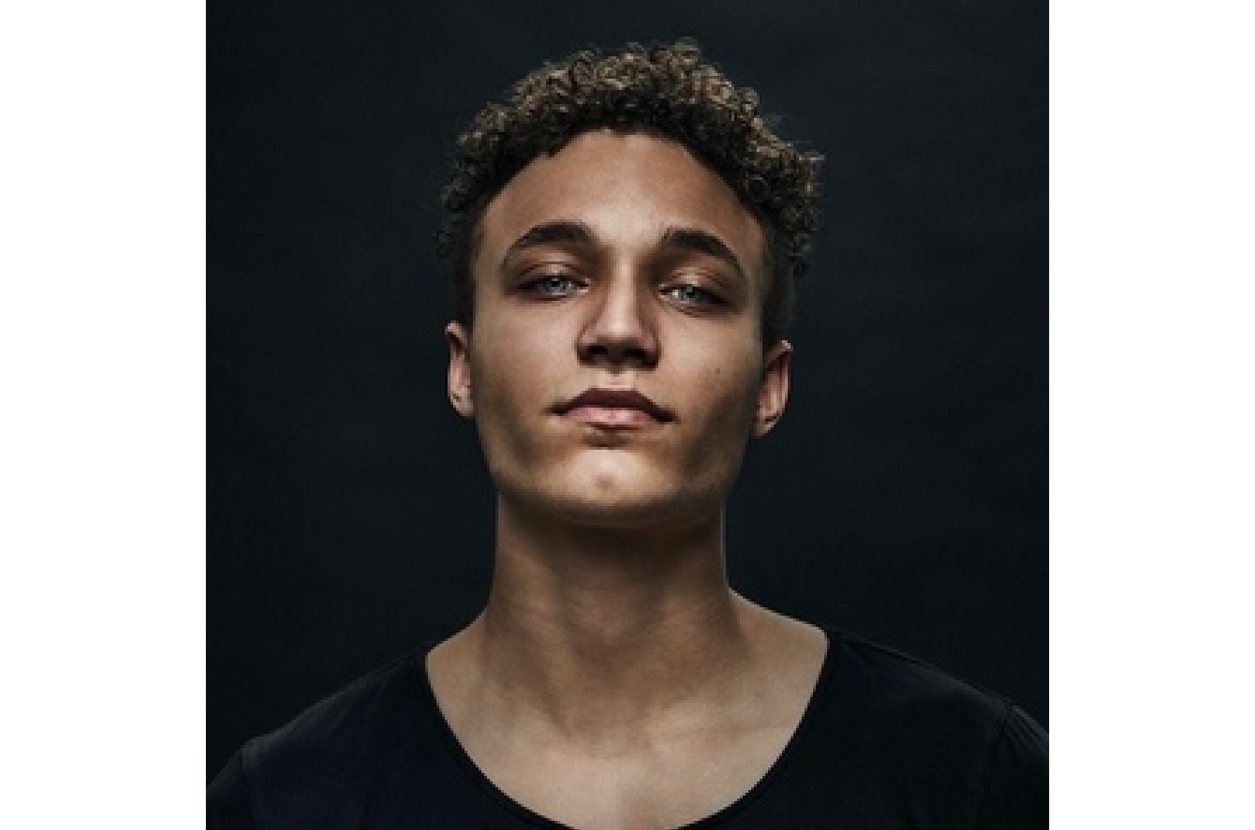  p>alexander oscar,歌手,代表专辑有《planet》. /p>