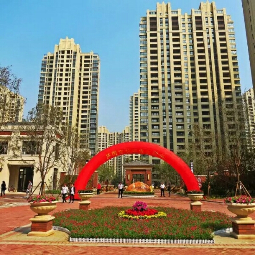  p>孔雀城英国宫六期位于廊坊市固安固安,共计房屋1812户. /p>