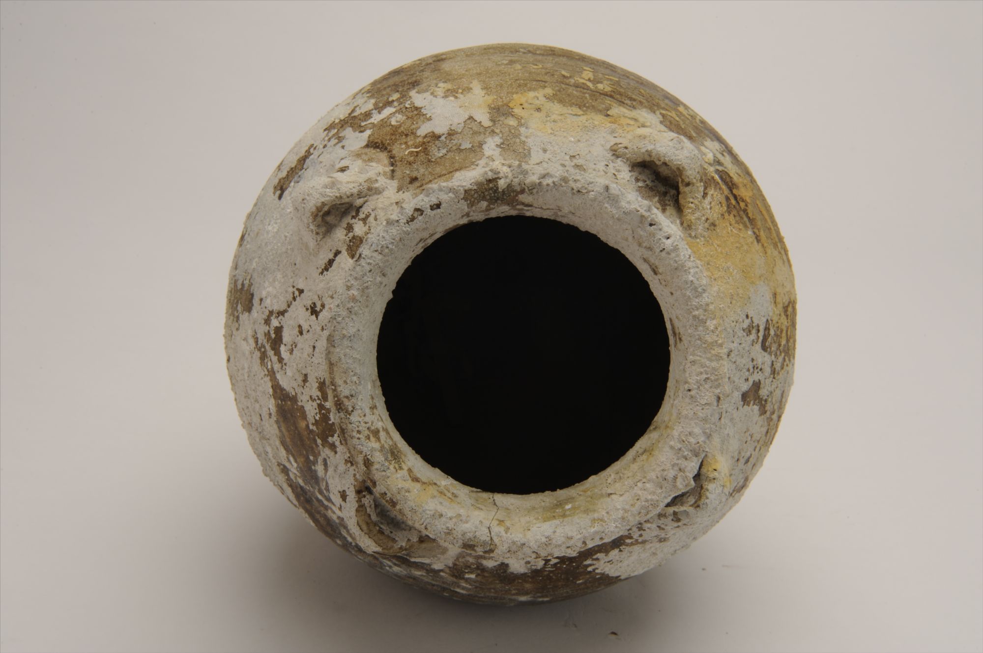 南宋酱釉四系陶罐