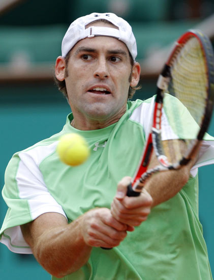  p>罗比·吉内普里(robby ginepri),1982年10月7日出生于美国 a