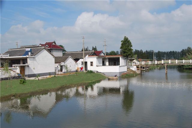  p data-id="gnatpvvgek">海南镇,隶属于江苏省泰州市兴化市,地处 a