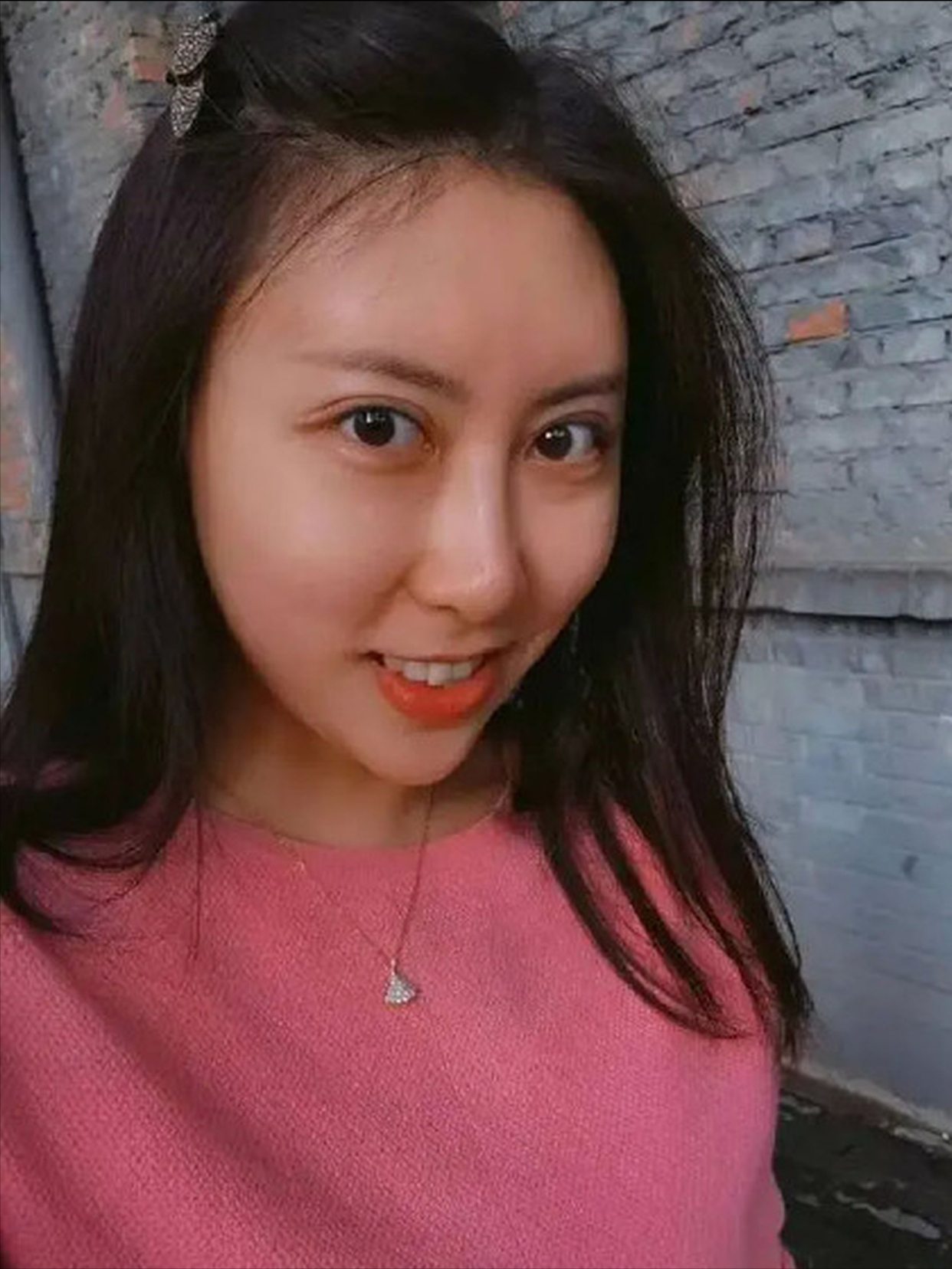 女儿贾浅浅走红，贾平凹啥态度？信中说：对她的诗越来越辅导不了_百科TA说