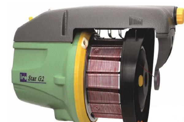 储纬器(weft accumulator ,weft storage unit)是指筒子上退解的纬纱