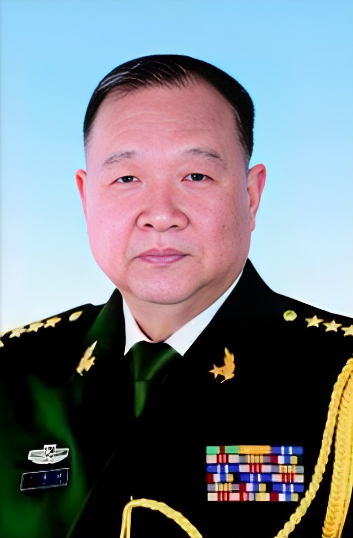 原名李瑞林,河北省冀县(今河北省衡水市冀州区)人,中国人民解放军陆军