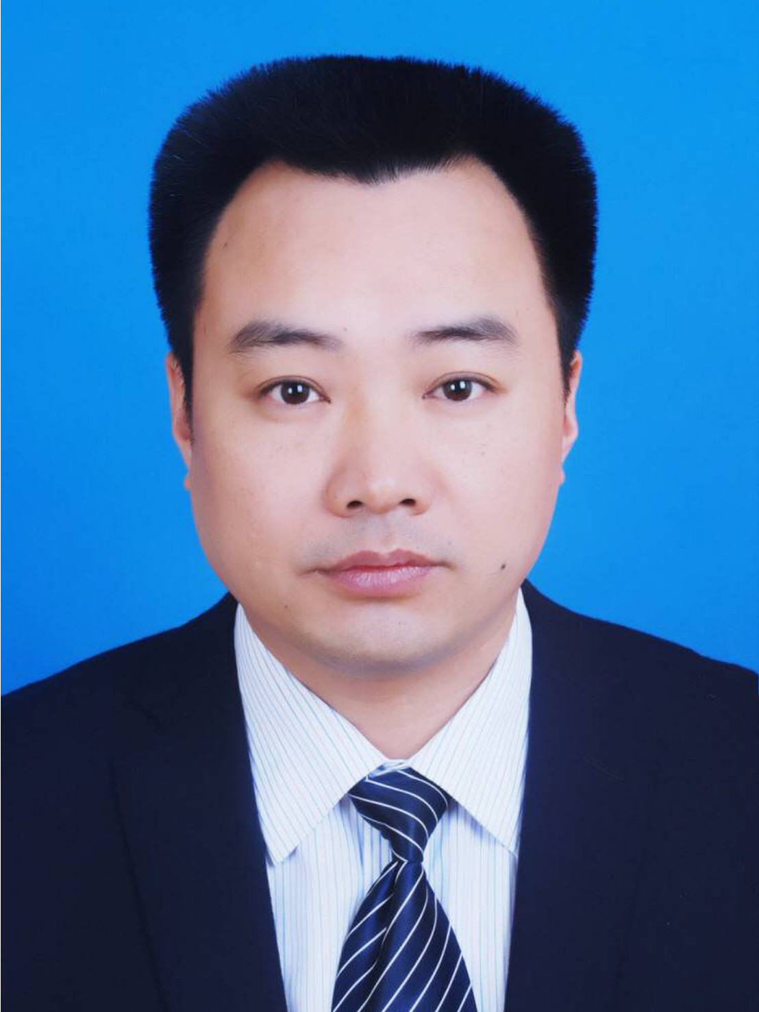 李博文,男,曾任四川省南充市蓬安县住房和