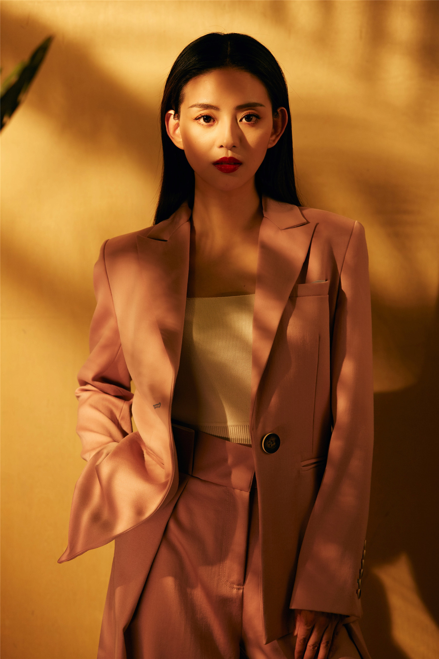  p data-id="gntahsxbl3">王薇,出生于浙江省宁波市,中国内地女演员