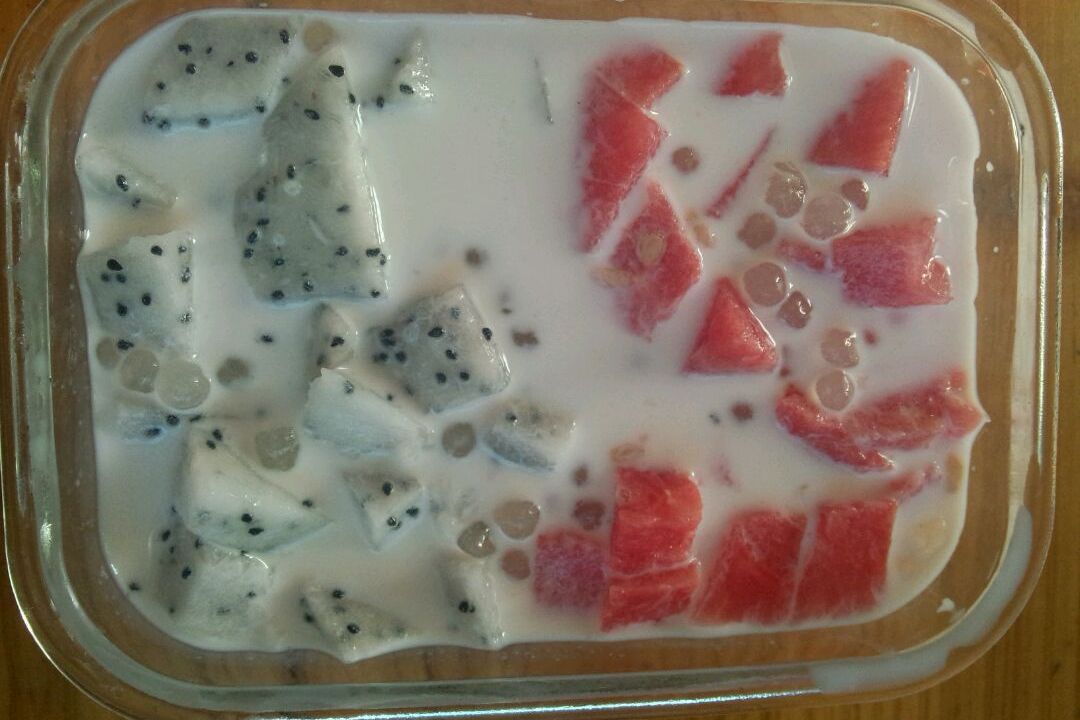 水果牛奶西米露