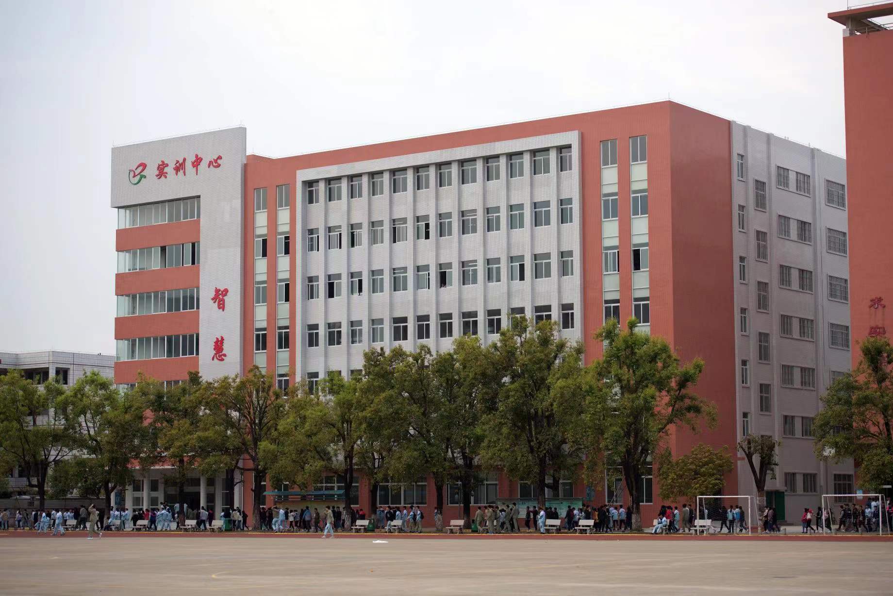 江门市新会机电高级职业技术学校