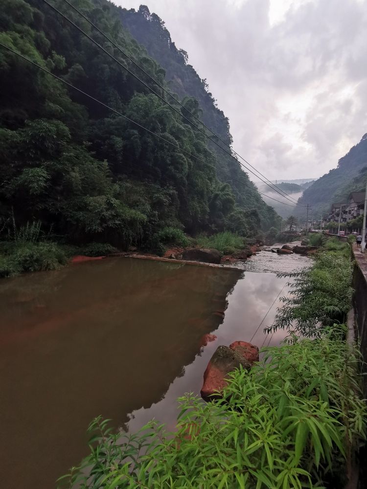  p>两河口镇,隶属贵州省 a target="_blank" href="/item/赤水市